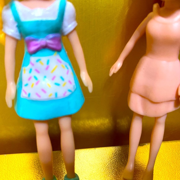 POLLY POCKET DOLLS LILA, RED HEAD & WHITE & TEAL BAKING SPRINKLES DOLL 4” MATTEL - Picture 7 of 11